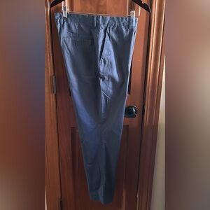 Men’s Express Producer Slacks In Navy 31x30- Good Condition💙
